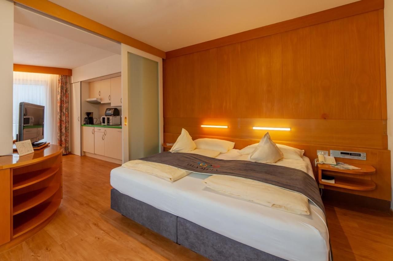 Fruehstuecks-Hotel Olympia Tirolo Bagian luar foto