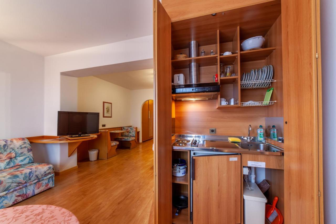 Fruehstuecks-Hotel Olympia Tirolo Bagian luar foto