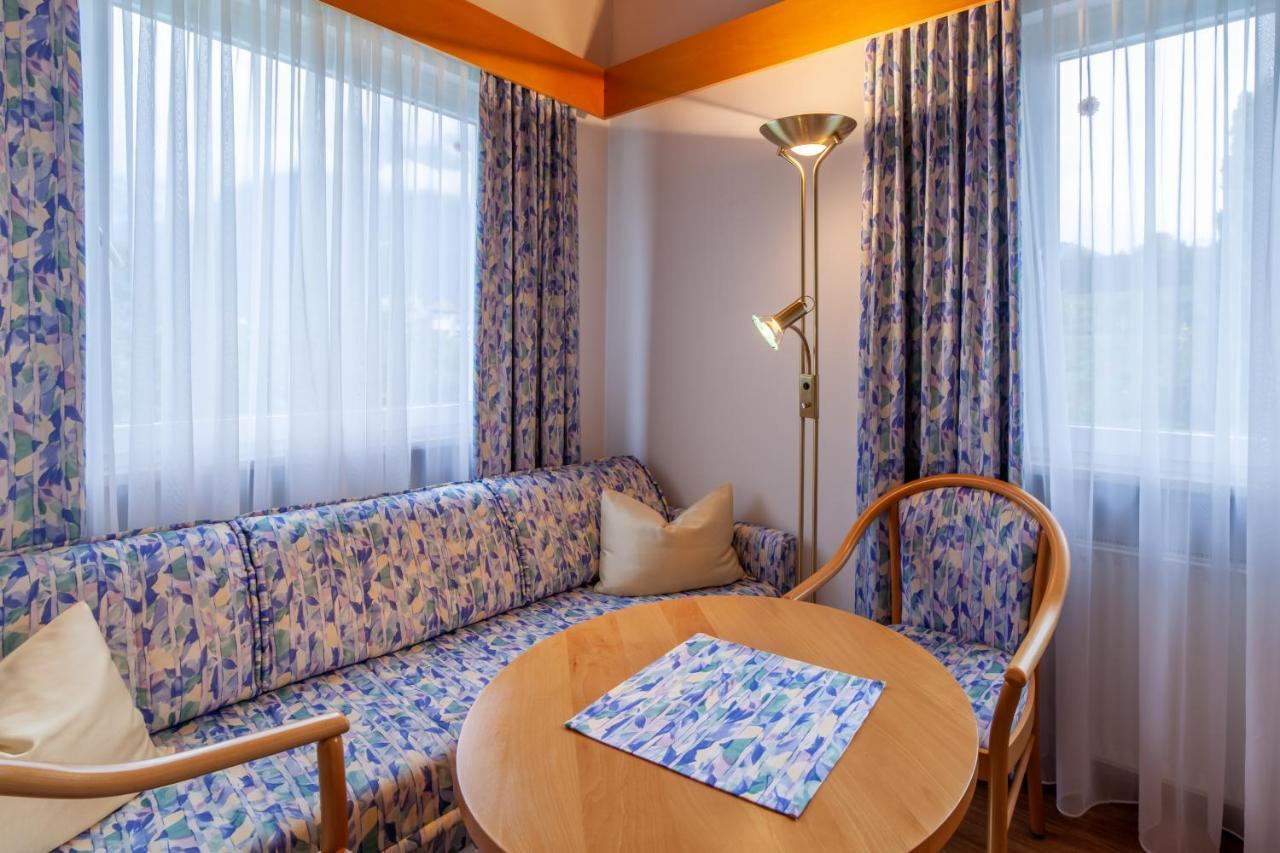 Fruehstuecks-Hotel Olympia Tirolo Bagian luar foto