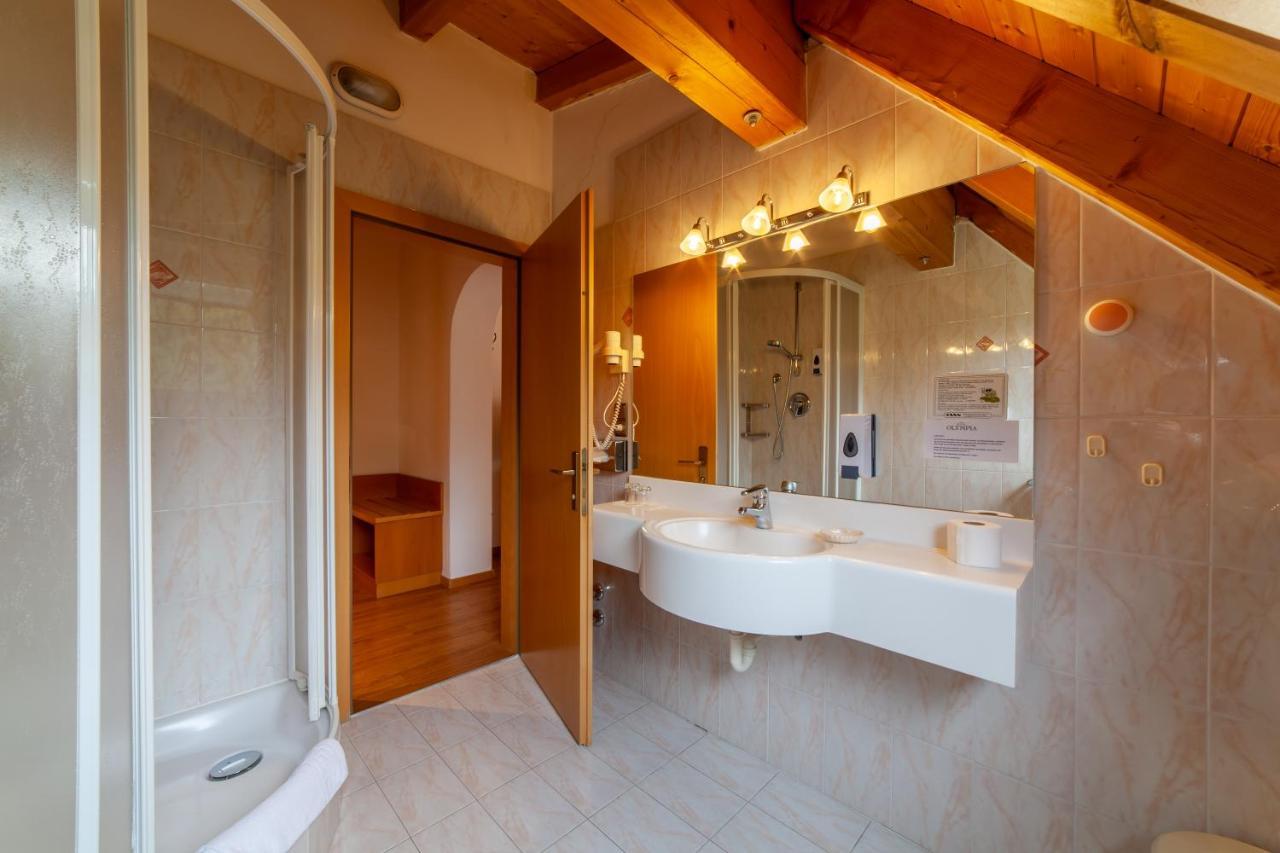 Fruehstuecks-Hotel Olympia Tirolo Bagian luar foto