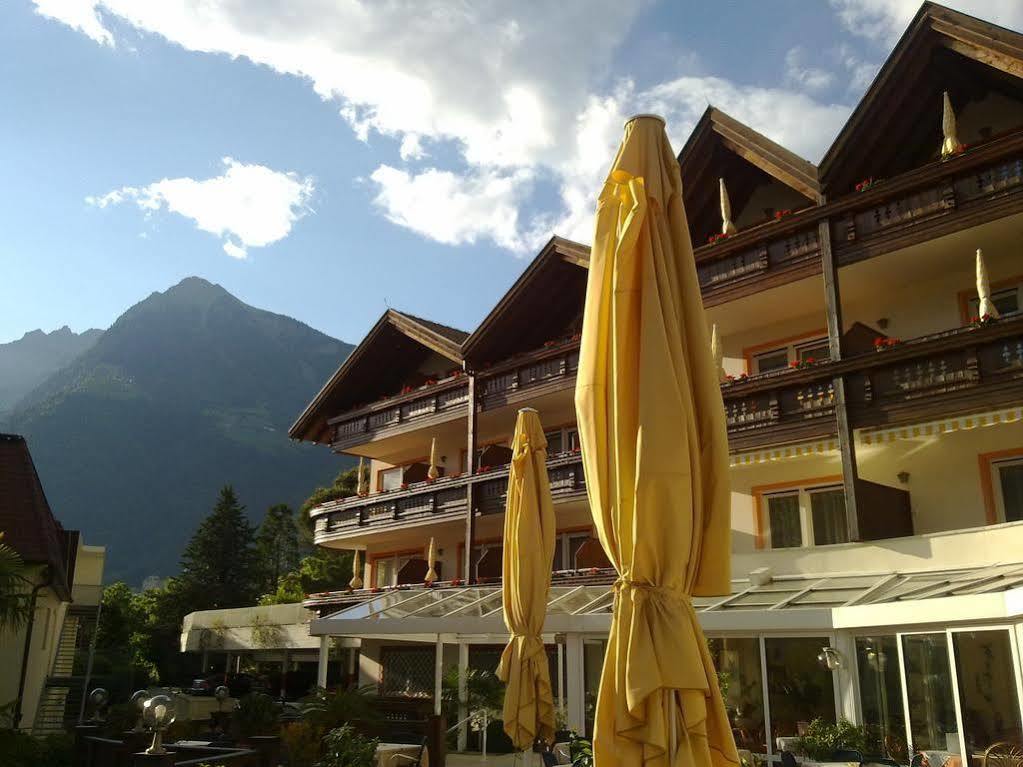 Fruehstuecks-Hotel Olympia Tirolo Bagian luar foto